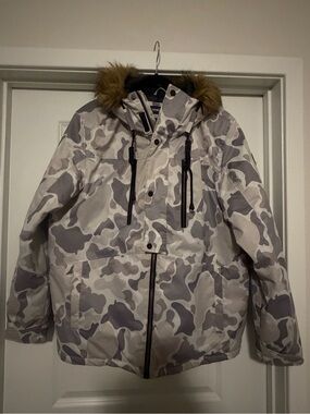 Members Only White and Gray Camo Puffer Jacket with Faux Fur Trim